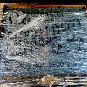 Wizard of Oz window decor.